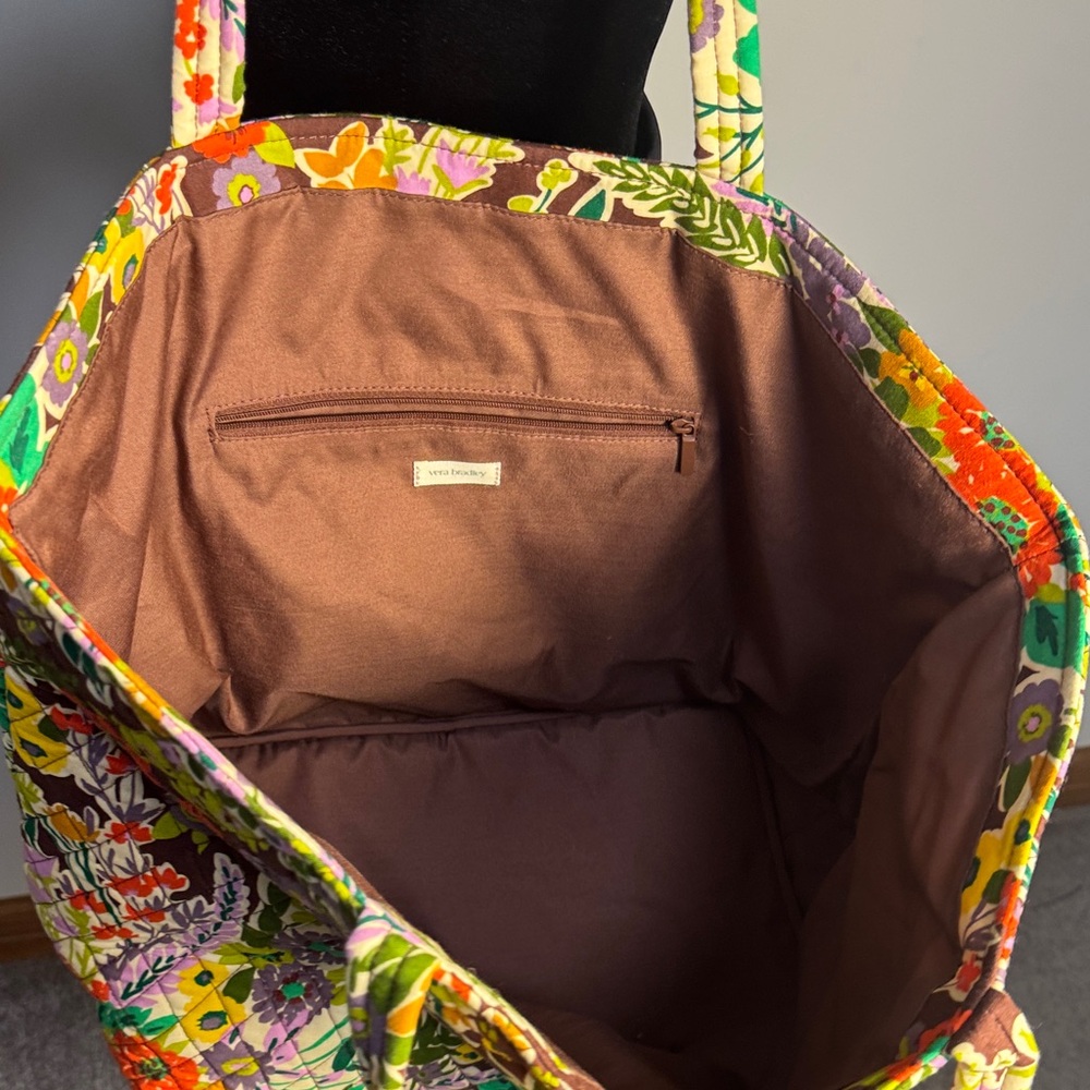 Vera Bradley Multicolor Floral Travel Tote NWOT - Picture 4 of 5